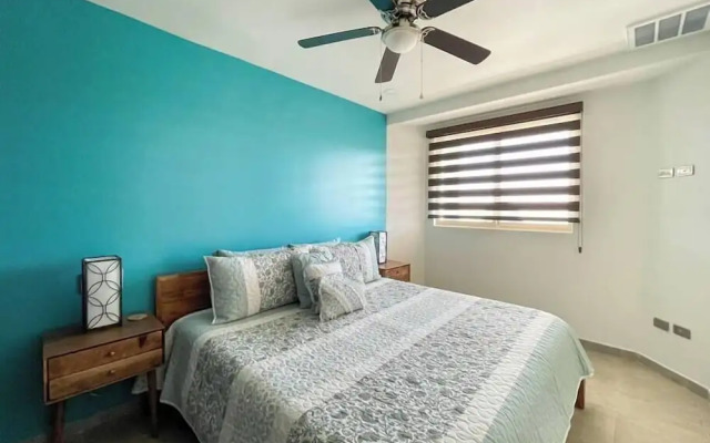 Upscale Ocean View Condo Close to it all Great