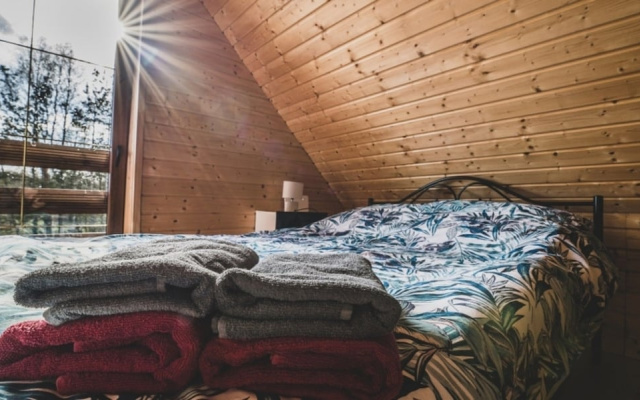 Holiday Home With Private Pond, Jacuzzi and Sauna