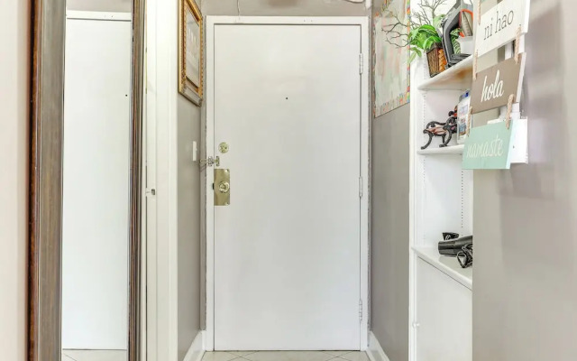 Downtown Studio w/ City Views in Jacksonville!