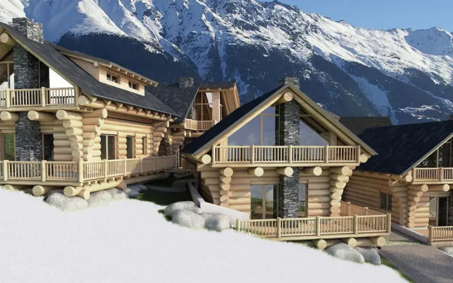 Cosy, Modern Canadian Wooden Chalet
