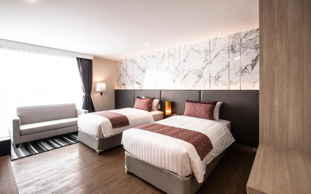 Sinsuvarn Airport Suite