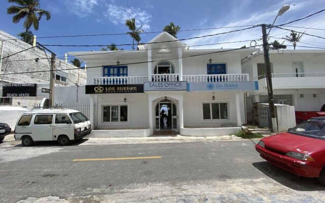 The Greek Resort