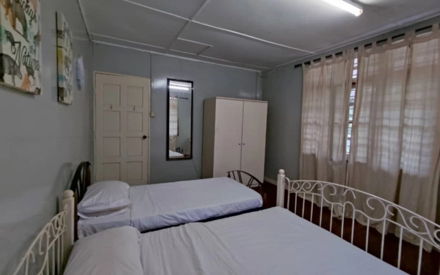 Hotel O Rb Homestay & Farms – Guest Rooms – Kuching