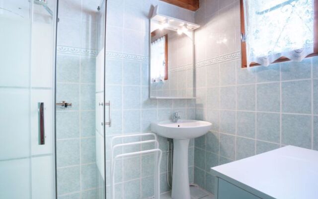 Holiday Home Les Galets - VGG100