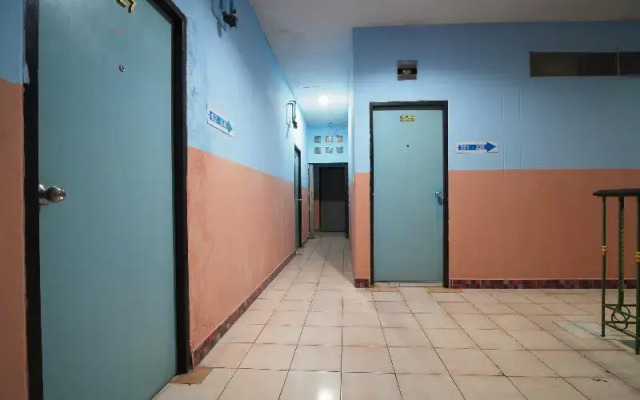 OYO 1004 Naklua Mansion