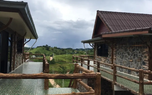 Baan Rattikan Resort