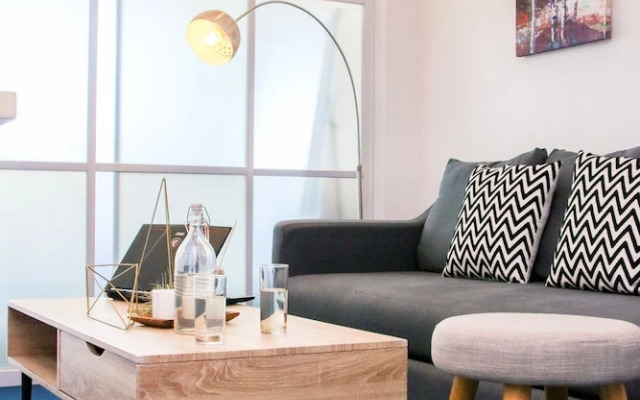 Indigo Makati @ BSA Suites