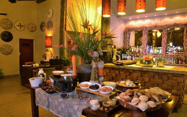 Victoria Falls Safari Club