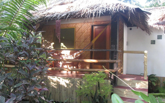 Bamboo Bungalow Resthouse