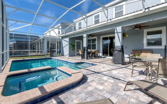 8908sd00 6 Bedroom Villa by RedAwning