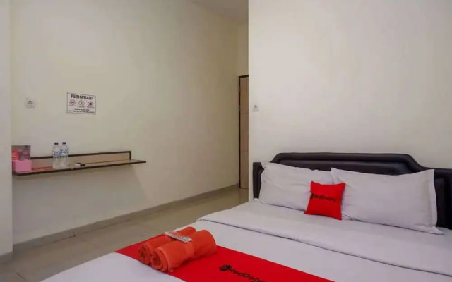 RedDoorz near Malioboro Mall 2