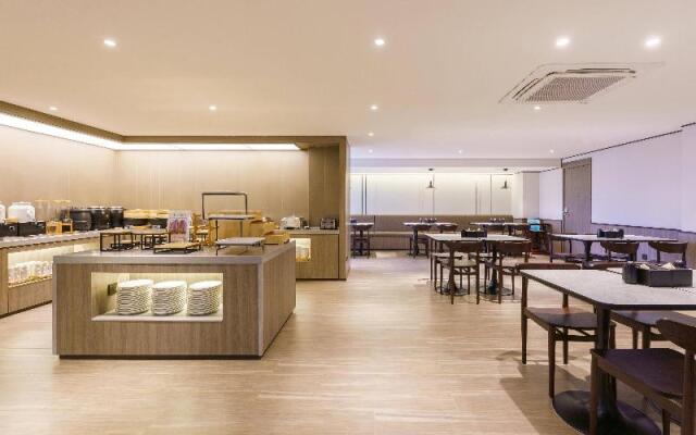 Hanting Hotel Hotel Dalian Maritime University Metro Station