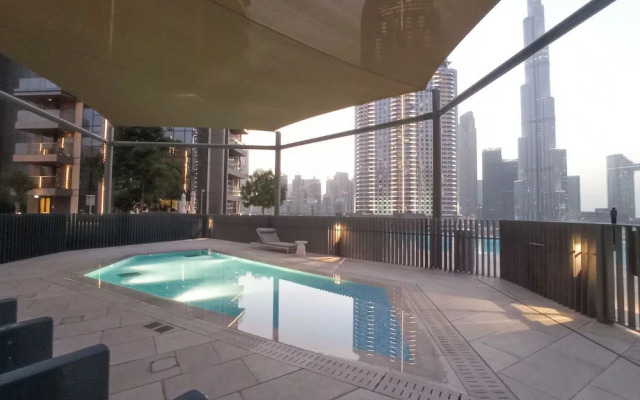 Direct Dubai Mall Access Downtown Boulev