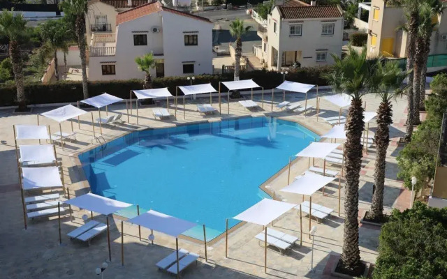 Toxotis Hotel