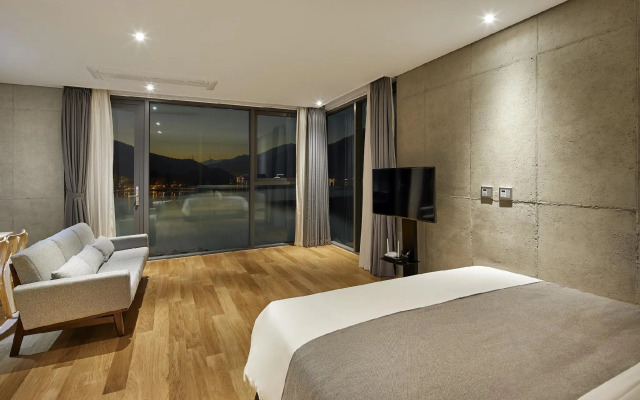 Gapyeong Hotel Haus