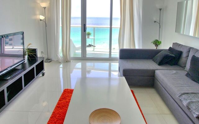 The Tides on Miami Hollywood