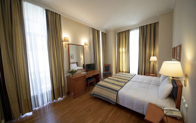 Rex Hotel