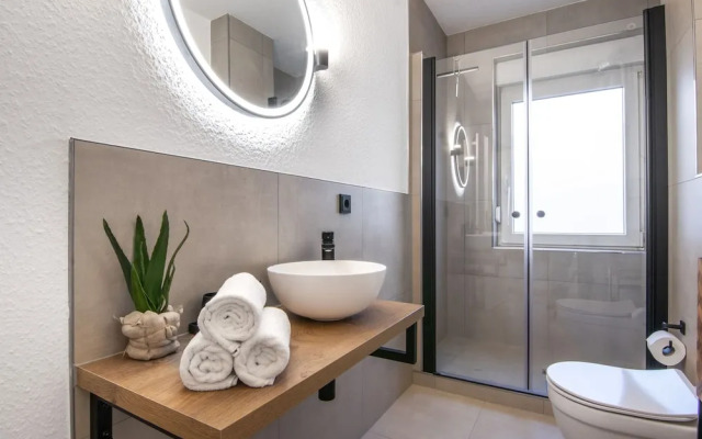 Spacious 3-rooms apartment in the center