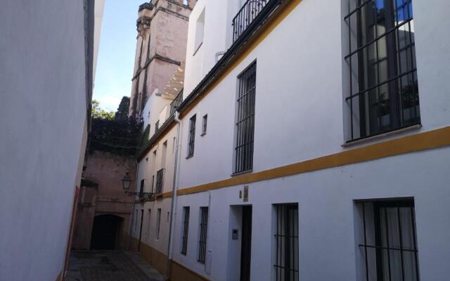 The Wall of the Alcázar Palace