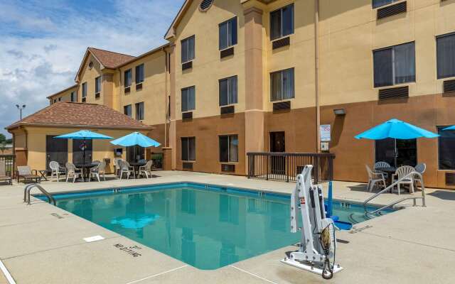 Comfort Inn Garner Clayton I-40