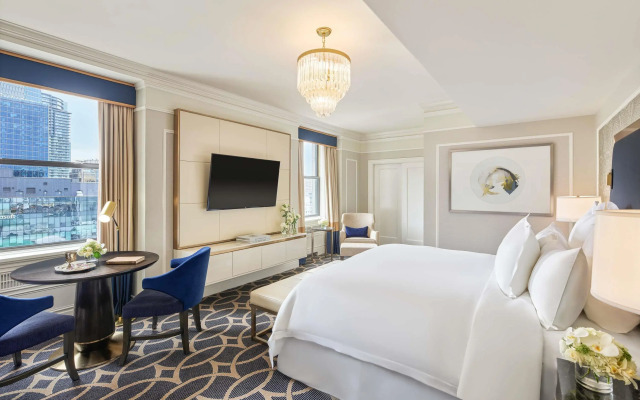 Fairmont Hotel Vancouver