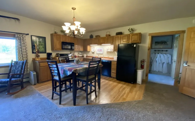 Pioneer Ridge B&B Inn