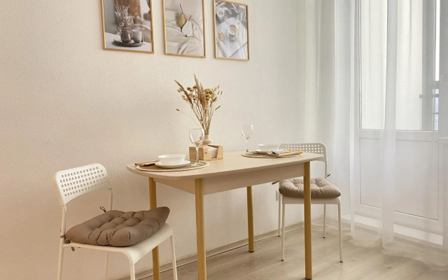 Апартаменты на проспекте Академика Сахарова 51