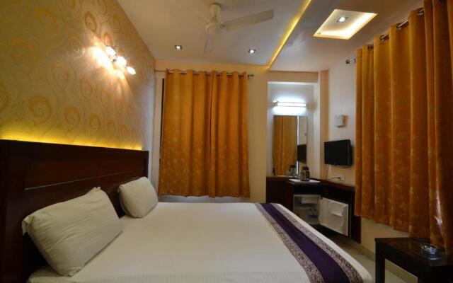 Hotel Central Residency