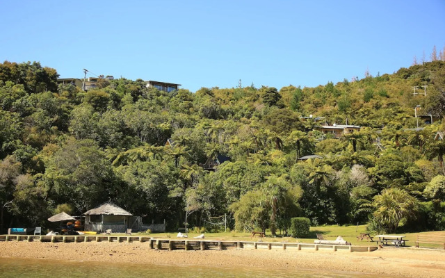 Punga Cove Resort