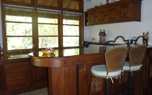 Gunung Paradis Retreat