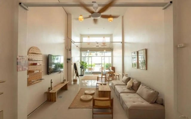 Tibe & Tribe Phangan Hostel