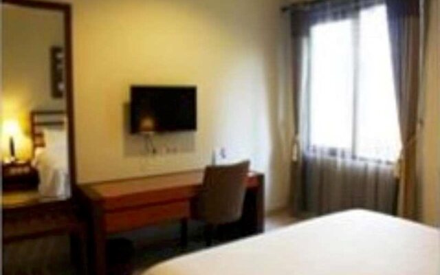 The Summit Siliwangi Hotel