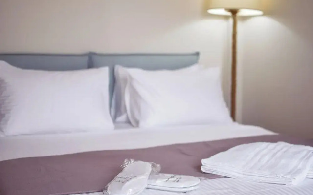 Oliver Suites by Ulysses Apartments