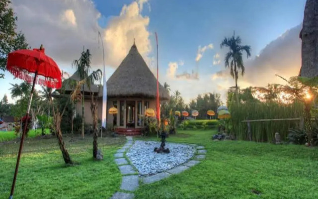 Villa Kunang Kunang