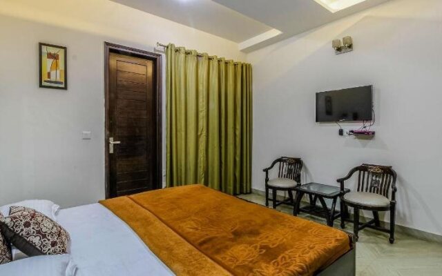 Stay Royal Bed  Breakfast