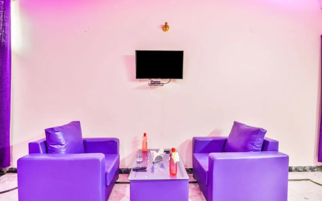 Prakash Apartment By FabHotels