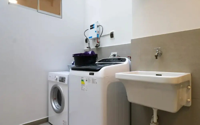 w Sensational 1BR With Private Pool in Barranco