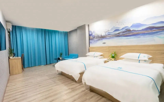 Lily Hotel ( Yangxi West Lake )