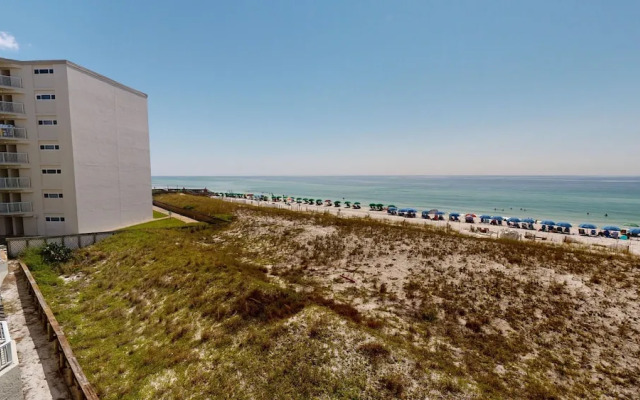 Inlet Reef 205 2 Bedroom Apts by RedAwning