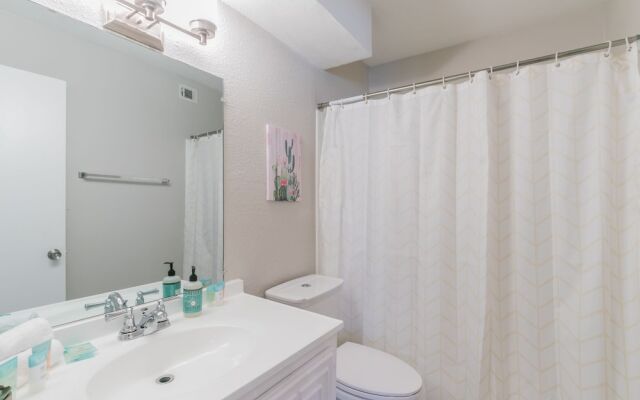 The Economy Suites of East Austin