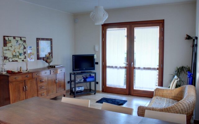 B&B Lario
