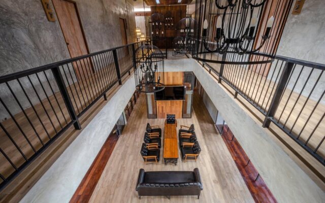 The Chic Lipe - Hostel