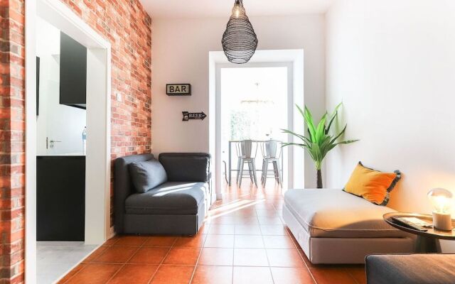 Rato Design With Terrace By Homing