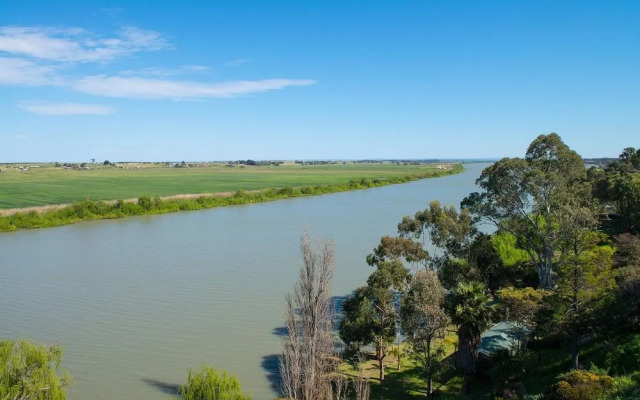 Tailem Bend Riverside Hotel
