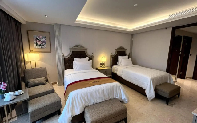 Grand Travello Hotel Bekasi