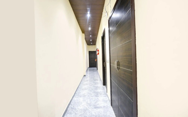 Fabhotel Shiva Residency