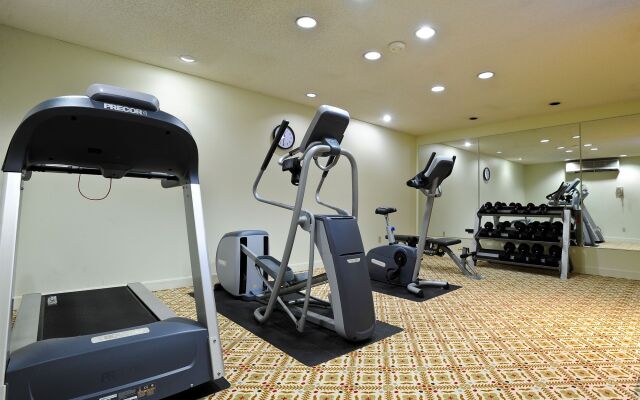 The Farmington Inn & Suites