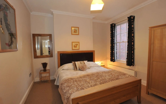Chester Apartments