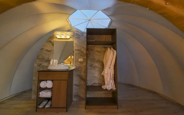 Wadi Rum UFO Luxotel - Campsite