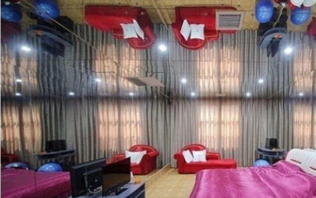 Xinzhilian Ning'ai Love Hotel